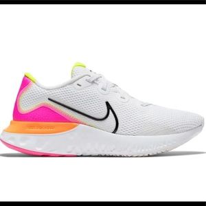 Nike Womens renew running shoe size 8